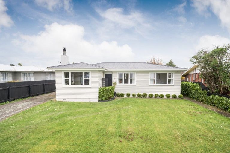 Photo of property in 17 Alexander Street, Awapuni, Palmerston North, 4412