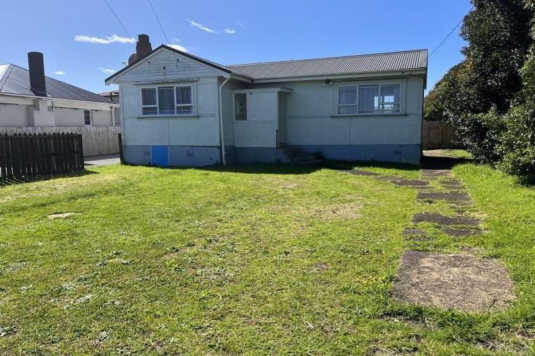 Photo of property in 16 Norana Avenue, Favona, Auckland, 2024