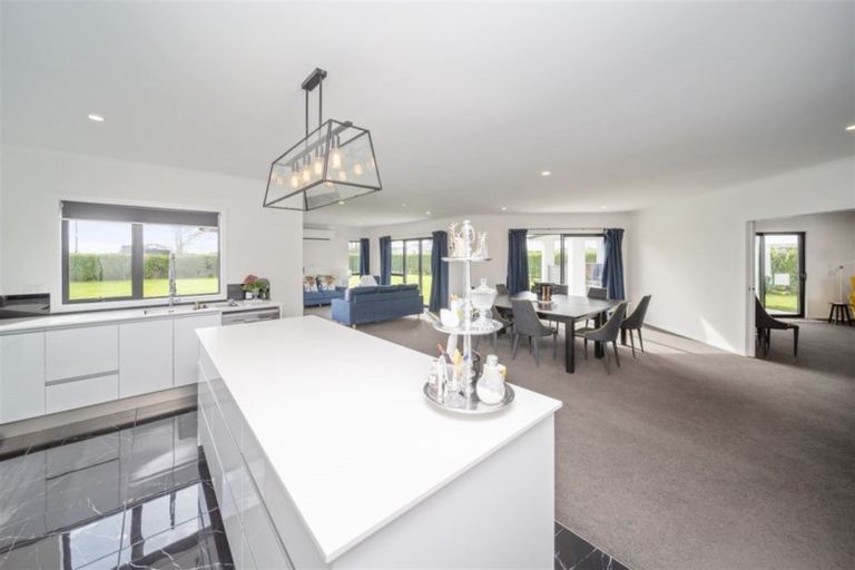 Photo of property in 464a Turuturu Road, Hawera, 4674