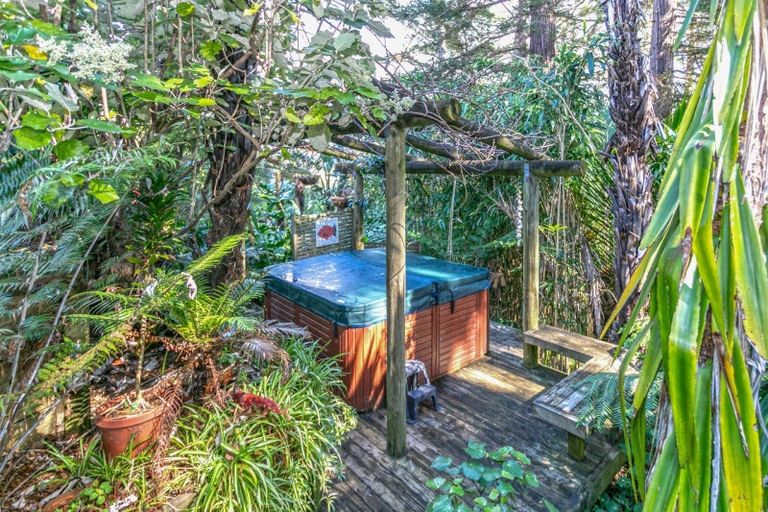 Photo of property in 119 Chevron Crescent, Whangamata, 3620