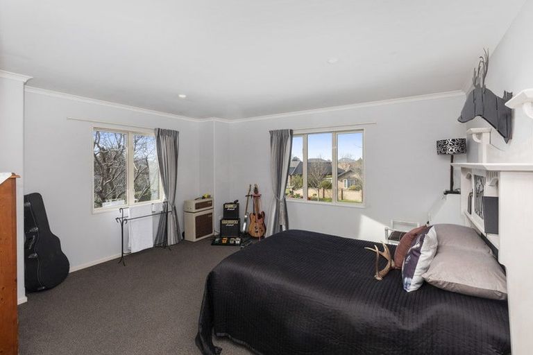 Photo of property in 53 Glasnevin Drive, Casebrook, Christchurch, 8051