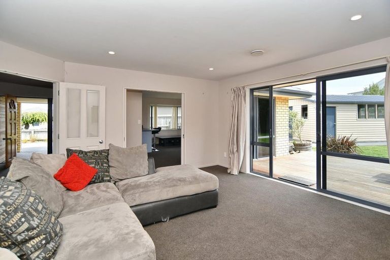 Photo of property in 6 Matson Close, Rangiora, 7400