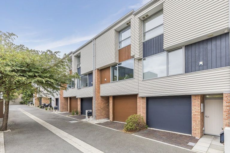 Photo of property in Altar Apartments, 69/120u Rintoul Street, Newtown, Wellington, 6021