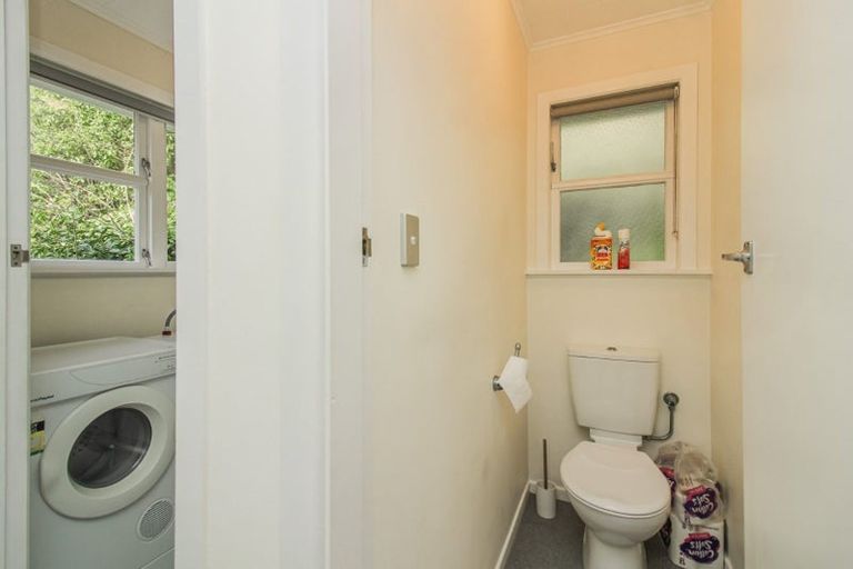 Photo of property in 93 South Karori Road, Karori, Wellington, 6012