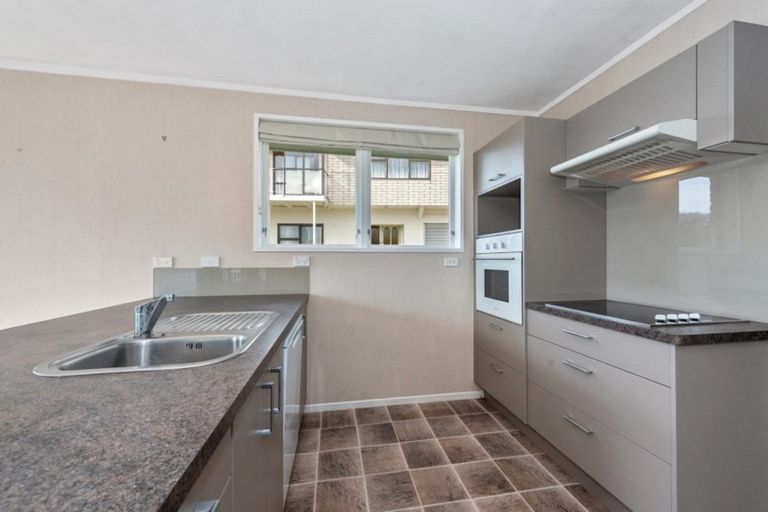 Photo of property in 53 Resthill Crescent, Glenview, Hamilton, 3206