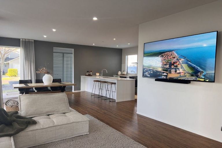 Photo of property in 17 Turua Rise, Karaka, Papakura, 2113