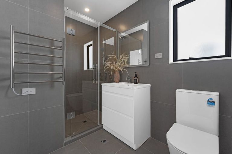 Photo of property in 9 Greenbrier Street, Westgate, 0814