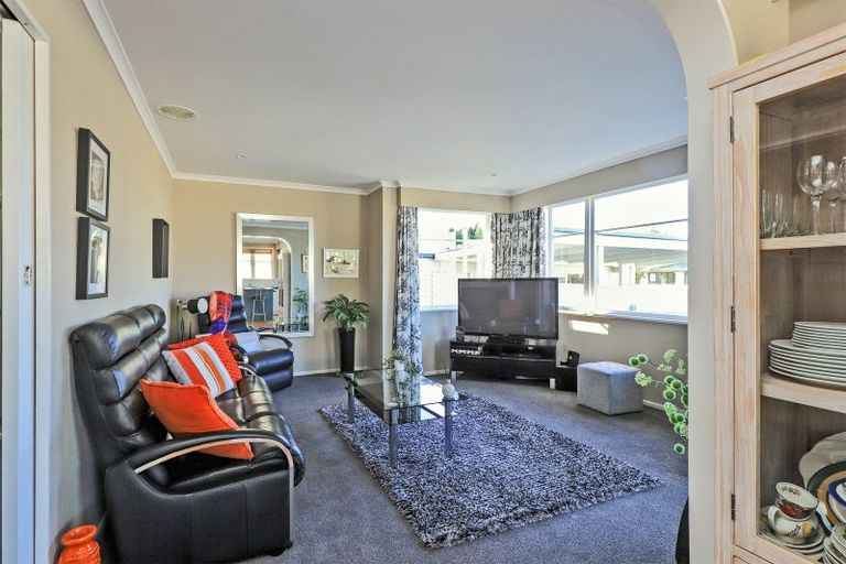 Photo of property in 2 Harrow Street, Taradale, Napier, 4112