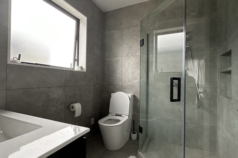 Photo of property in 12 Pacific Heights Road, Orewa, 0931