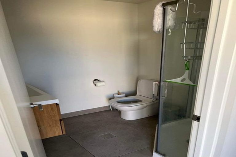 Photo of property in 24 Otaimako Place, Mangere, Auckland, 2022