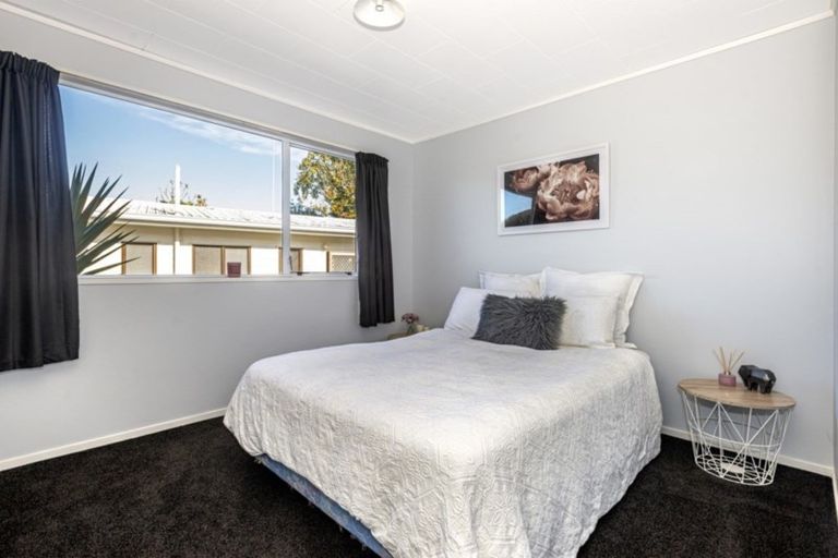 Photo of property in 24 Rua Street, Mangapapa, Gisborne, 4010