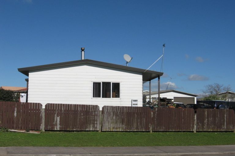 Photo of property in 53 Heathdale Crescent, Papakura, 2110