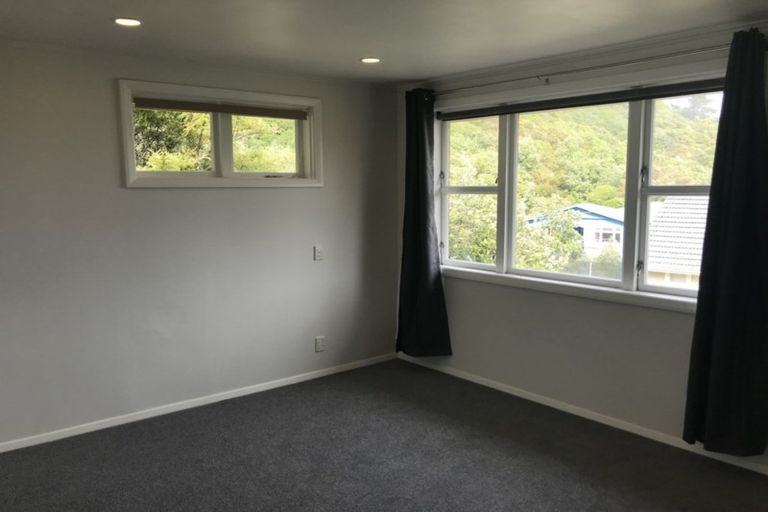 Photo of property in 31 Tukanae Street, Strathmore Park, Wellington, 6022