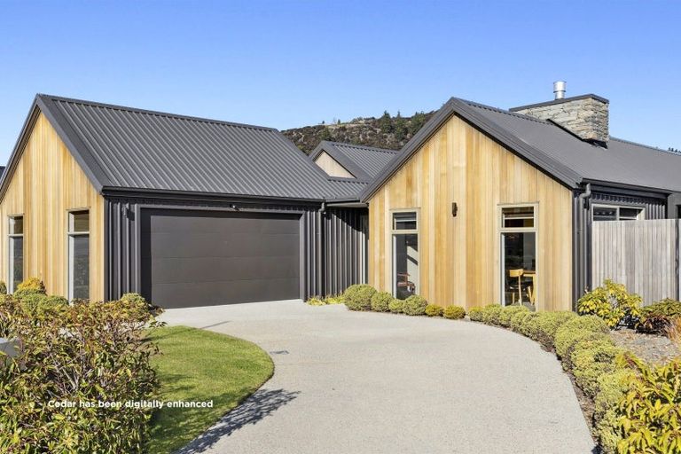 Photo of property in 30 Mount Linton Avenue, Wanaka, 9305