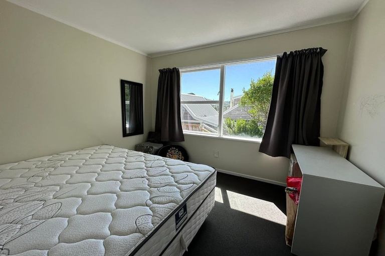 Photo of property in 78 Churton Drive, Churton Park, Wellington, 6037