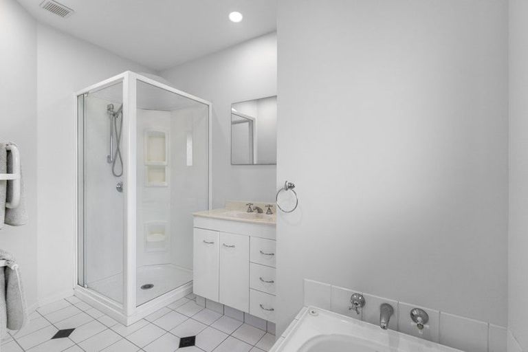 Photo of property in 4 Paget Drive, Woodend, 7610