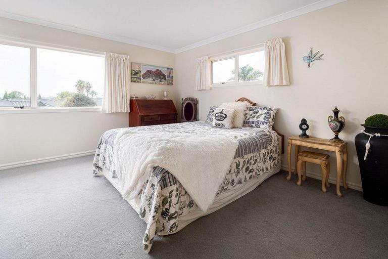 Photo of property in 48 Manor Park Drive, Pyes Pa, Tauranga, 3112