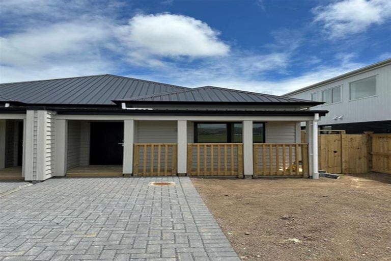 Photo of property in 34b Hari Road, Karaka, 2113
