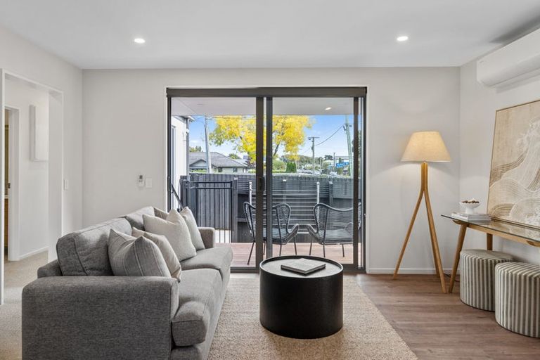 Photo of property in 1/62 Wyon Street, Linwood, Christchurch, 8062