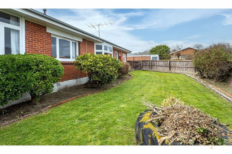 Photo of property in 33 Ashbury Avenue, Waimataitai, Timaru, 7910