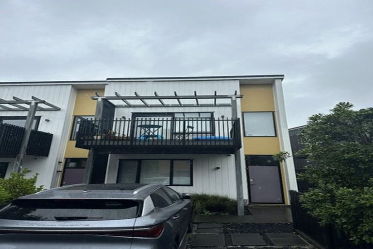 Photo of property in 5 Piko Lane, Hobsonville, Auckland, 0616