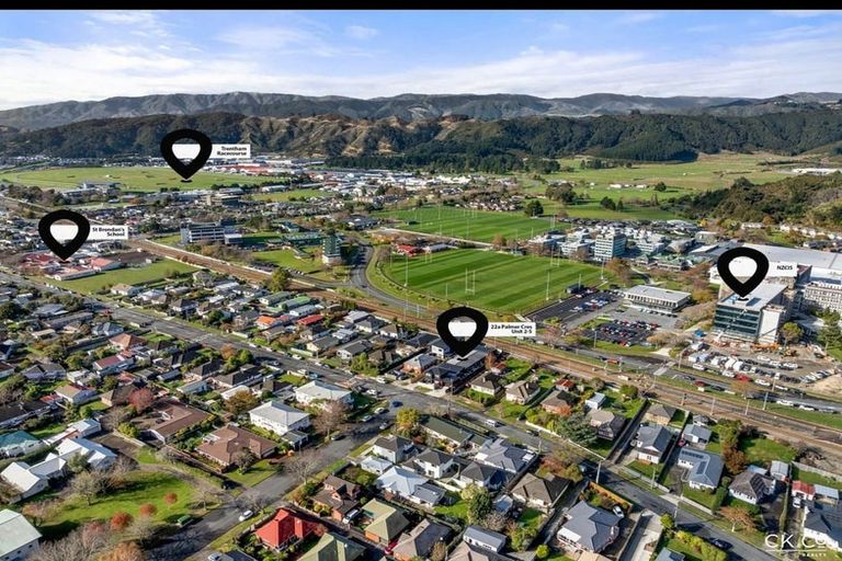 Photo of property in 22c Palmer Crescent, Silverstream, Upper Hutt, 5019