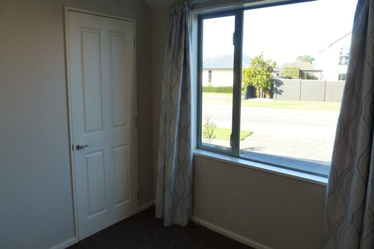 Photo of property in 49a Mcmahon Drive, Aidanfield, Christchurch, 8025
