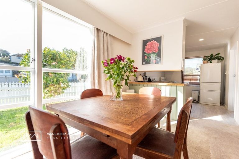 Photo of property in 15 Kaponga Street, Wainuiomata, Lower Hutt, 5014