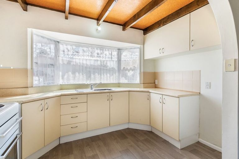 Photo of property in 27 Tobin Place, Richmond Heights, Taupo, 3330