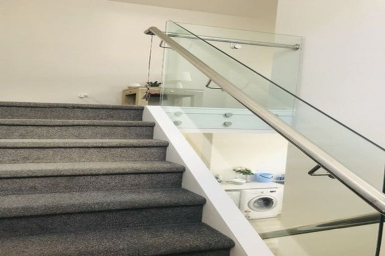 Photo of property in 29 Greenfinch Road, Hobsonville, Auckland, 0616