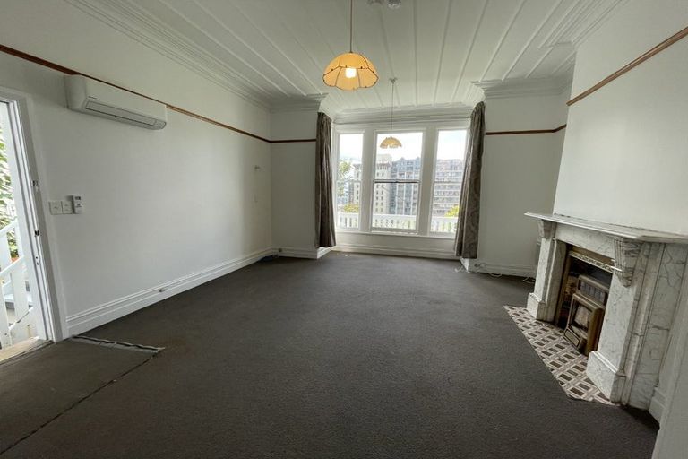 Photo of property in 16a Clifton Terrace, Kelburn, Wellington, 6012
