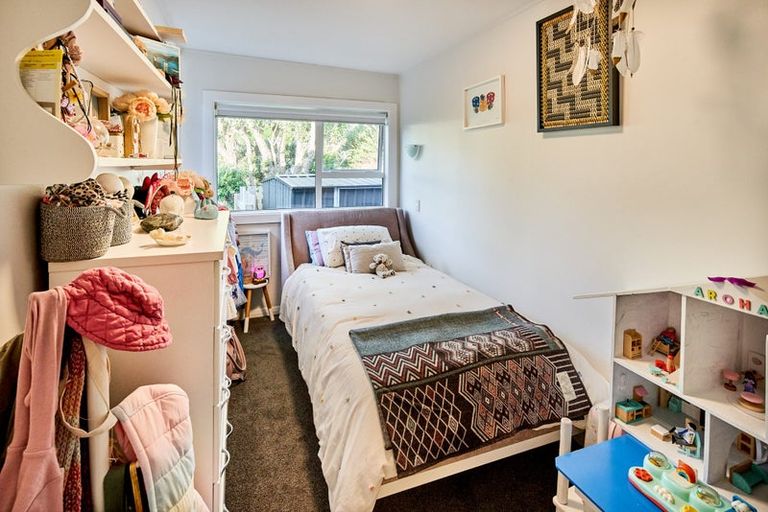 Photo of property in 6 Pa Road, Pukerua Bay, 5026