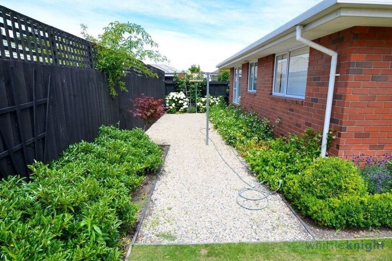Photo of property in 8 Innisfree Place, Northwood, Christchurch, 8051