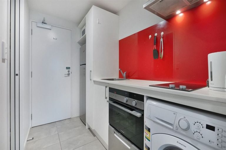 Photo of property in 6/17 Bunyan Street, Waltham, Christchurch, 8023