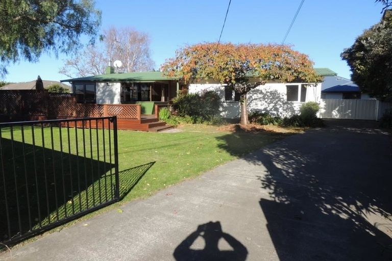 Photo of property in 2 Cornwall Road, Taradale, Napier, 4112