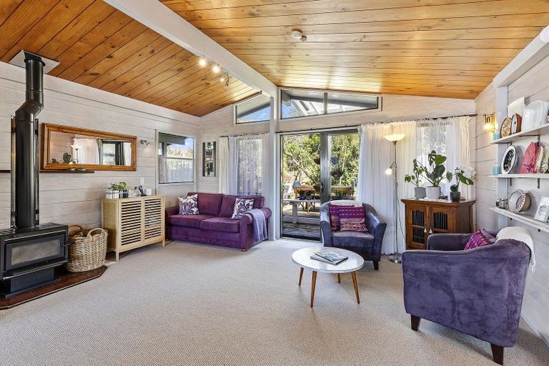 Photo of property in 166 Mitchell Street, Brooklyn, Wellington, 6021