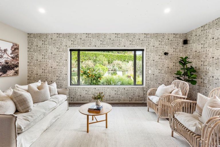 Photo of property in 37 Lopdell Lane, Eskdale, Napier, 4182