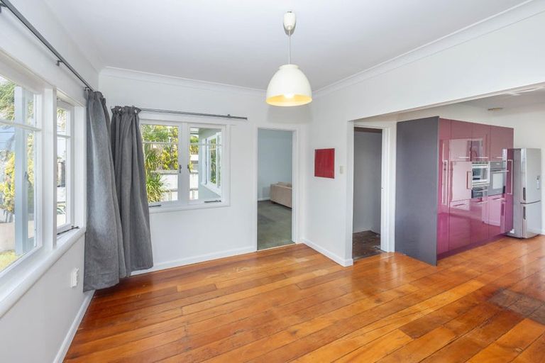 Photo of property in 122 Maeroa Road, Maeroa, Hamilton, 3200