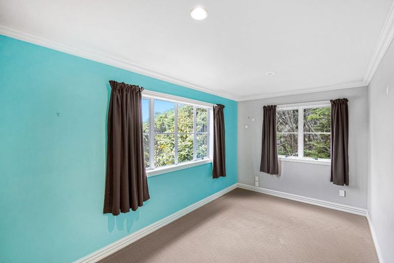 Photo of property in 233 Paremoremo Road, Lucas Heights, Auckland, 0632