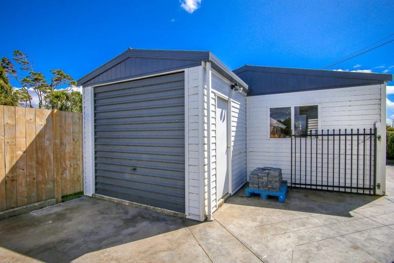 Photo of property in 95 Domett Street, Westport, 7825