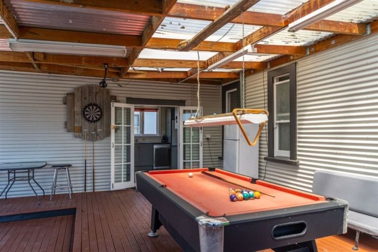 Photo of property in 68 Lincoln Road, Masterton, 5810