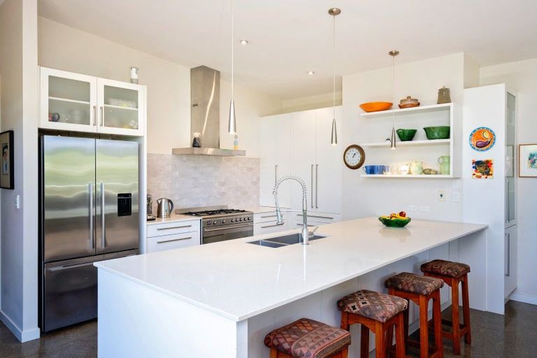 Photo of property in 42 Wellwood Terrace, Te Awanga, 4102