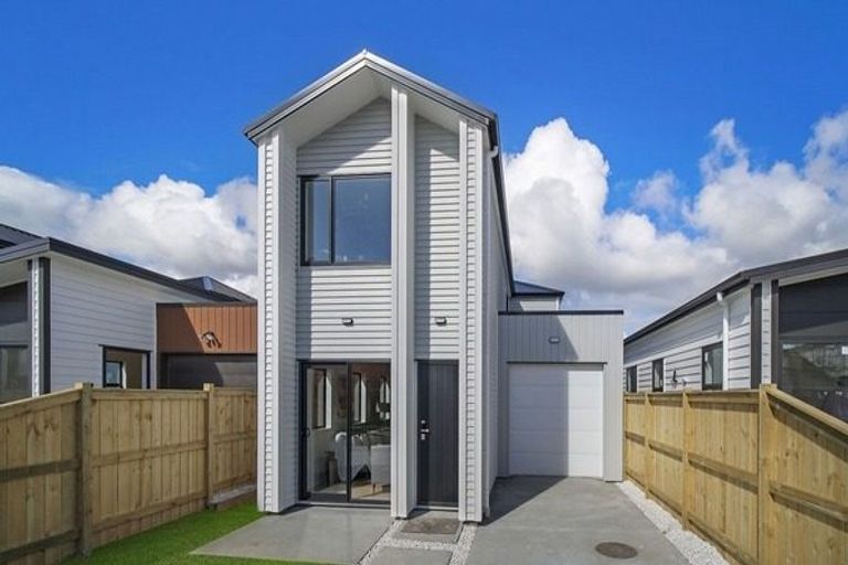 Photo of property in 14 Tetekura Street, Takanini, 2110