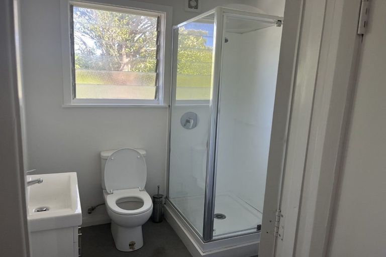 Photo of property in 1/45 Pine Avenue, Ebdentown, Upper Hutt, 5018