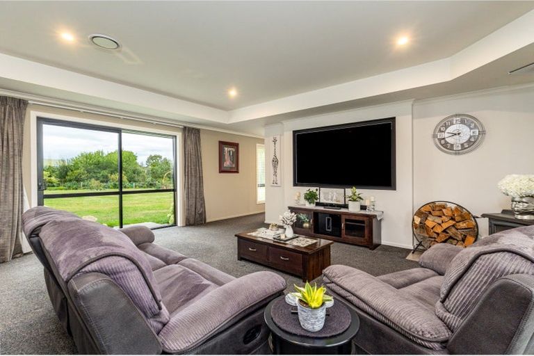 Photo of property in 21 Grange Settlement Road, Temuka, 7920