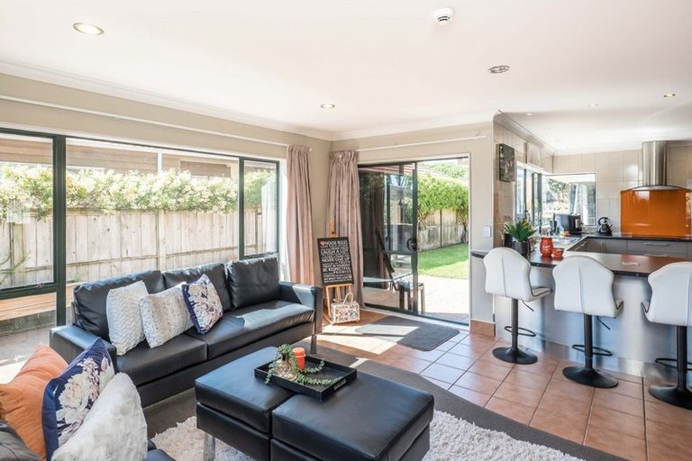 Photo of property in 18 Kotuku Drive, Paraparaumu Beach, Paraparaumu, 5032