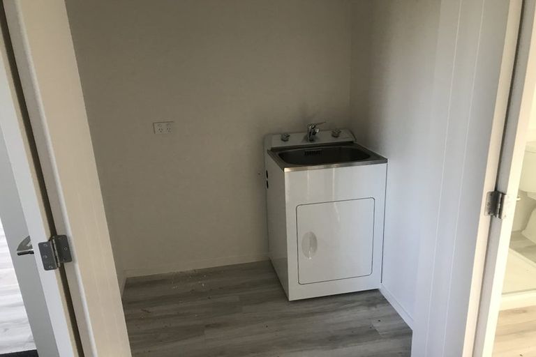 Photo of property in 38 Tree View Avenue, Glenfield, Auckland, 0629