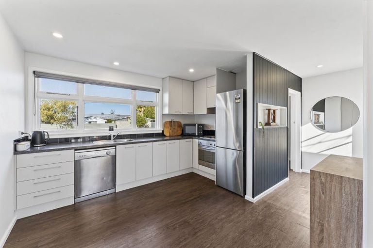 Photo of property in 69 Johns Road, Rangiora, 7400