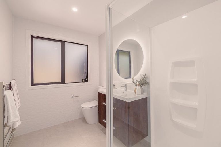 Photo of property in 307a Mount Pleasant Road, Mount Pleasant, Christchurch, 8081