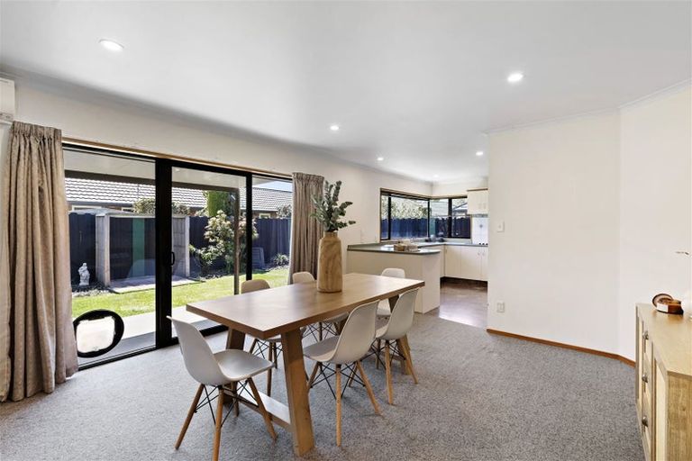 Photo of property in 4b Enverton Drive, Rangiora, 7400